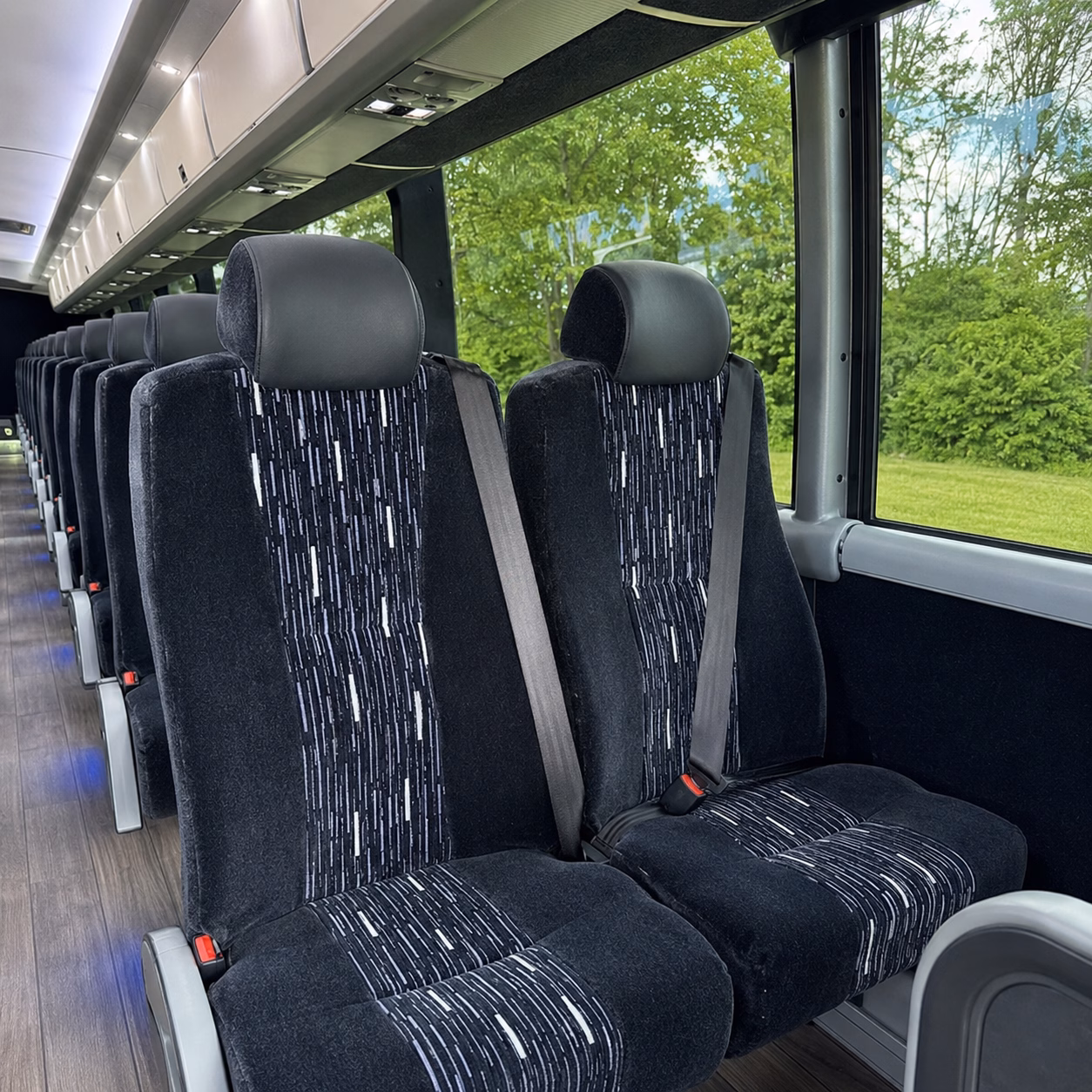 bend charter bus rental