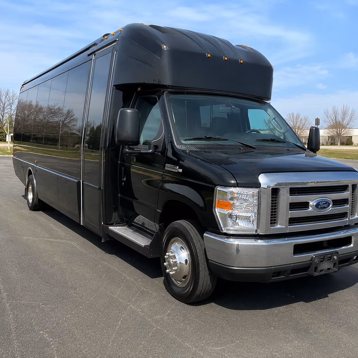 party buses with photo stops on the way to prom