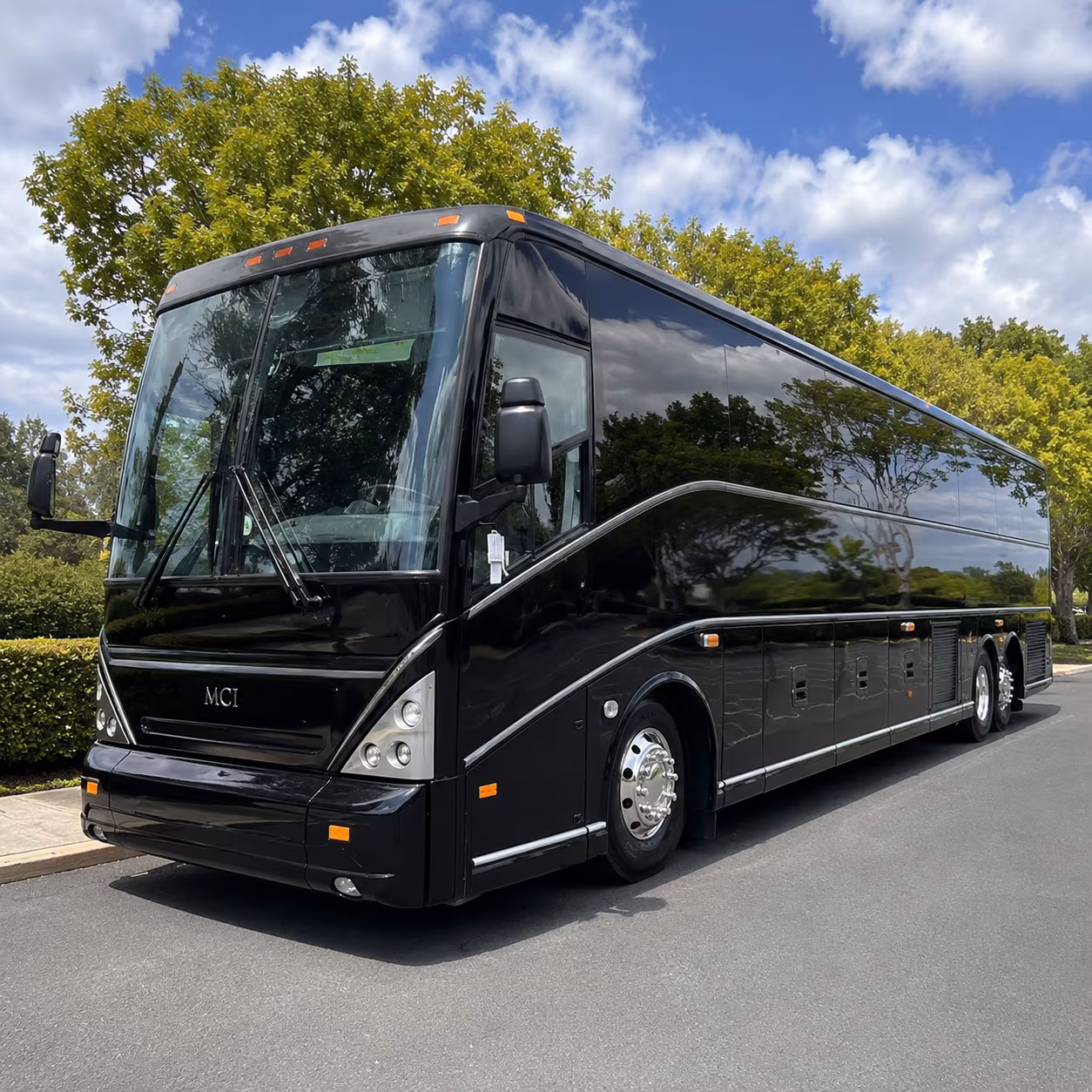 team charter buses for bend sports clubs
